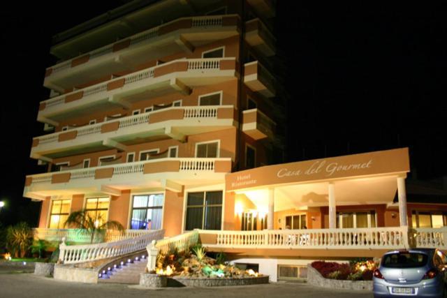 Hotel Casa Del Gourmet Siderno ภายนอก รูปภาพ